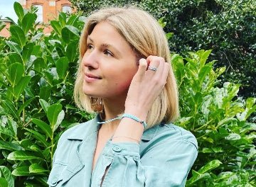 What Is a Projection Bracelet and How Does It Work?