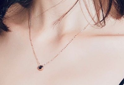 Photo Projection Necklaces & Bracelets for Mother’s Day 2026