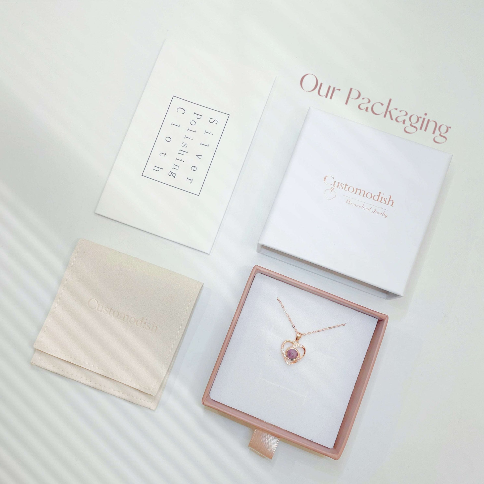 What jewelry boxes do we use at Customodish?