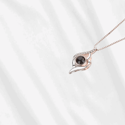 leaf projection necklace hides your picture and your precious memories