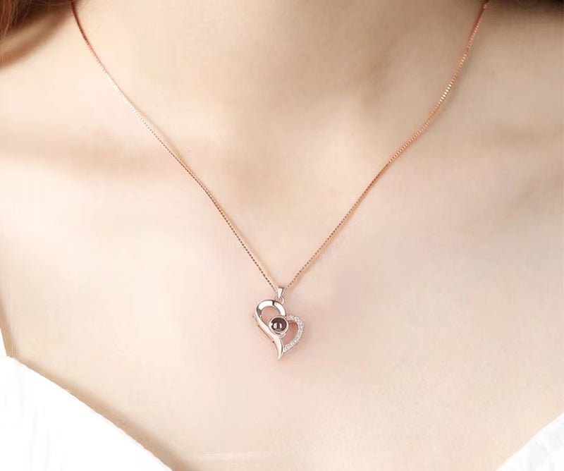 Heart projection necklace with picture inside!