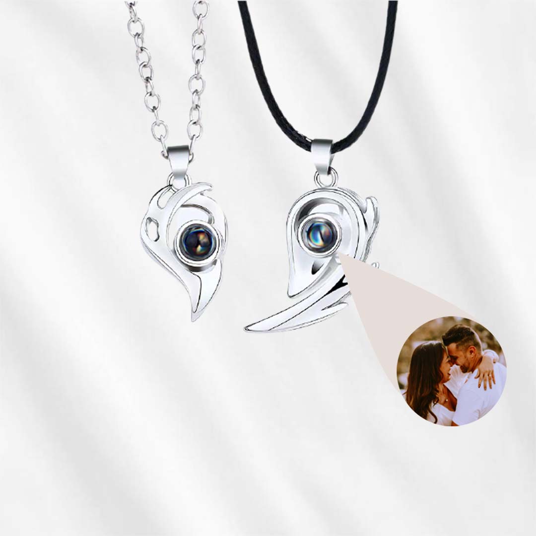 These matching couple projection necklaces are very meaningful and unique gifts for lovers.