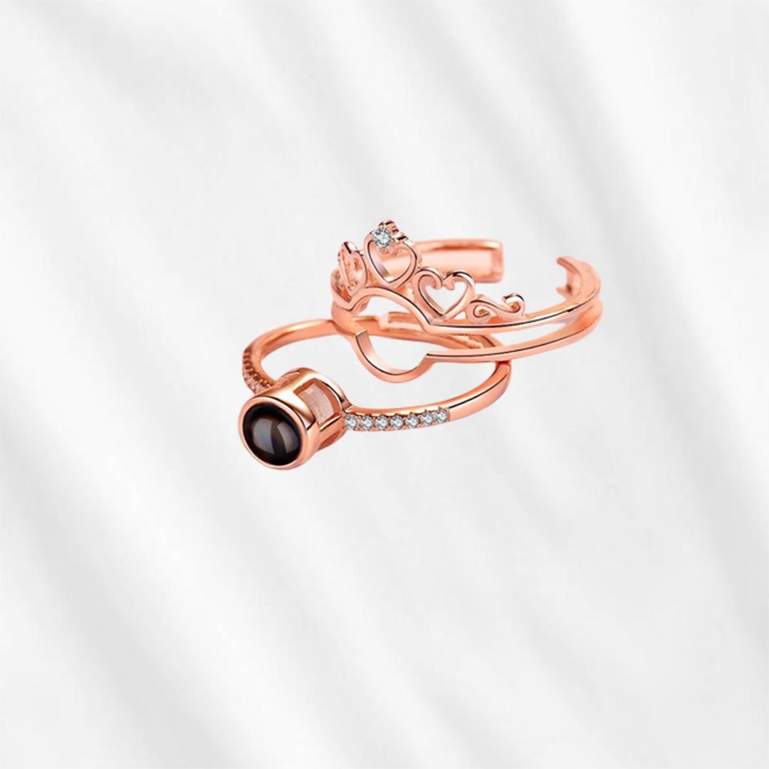 Discover the best personalized picture necklace, bracelet and ring at Customodish with free shipping!