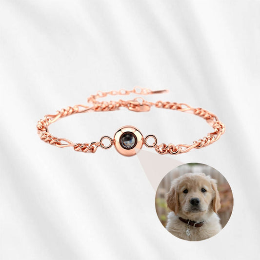 Photo projection bracelet with photo inside figaro chain